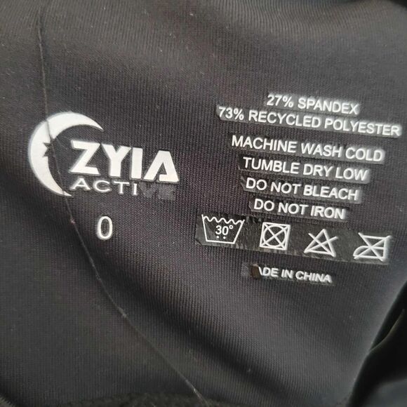 Zyia Active Pocketed Capri 0 - Picture 3 of 3